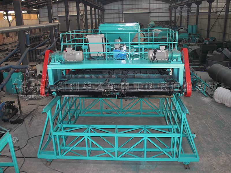 深槽翻拋產(chǎn)量王者:雙螺旋翻拋機(jī)在有限面積內(nèi)的高效處理能力